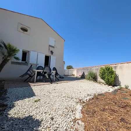 Hébergement de vacances île Oléron La Cotinière 2 étoiles Pour 5 Personnes