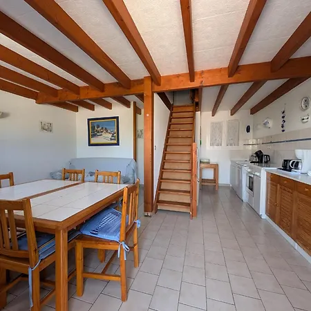 île Oléron La Cotinière 2 étoiles Pour 5 Personnes * Saint-Pierre-d'Oleron